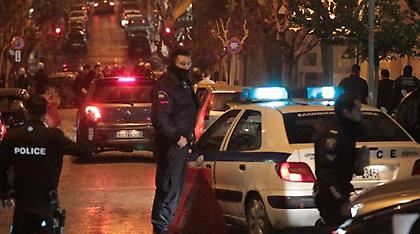 Ισχυρή έκρηξη βόμβας σε βιβλιοπωλείο στην Ιπποκράτους!