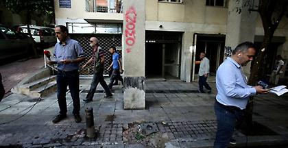 Ενίσχυση φύλαξης των δικαστικών ζητούν οι εισαγγελείς μετά την επίθεση των Πυρήνων