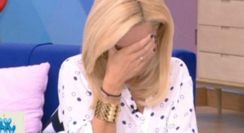 Η απίστευτη γκάφα της Μαρίας Μπεκατώρου on air που την έκανε «ρεζίλι»!