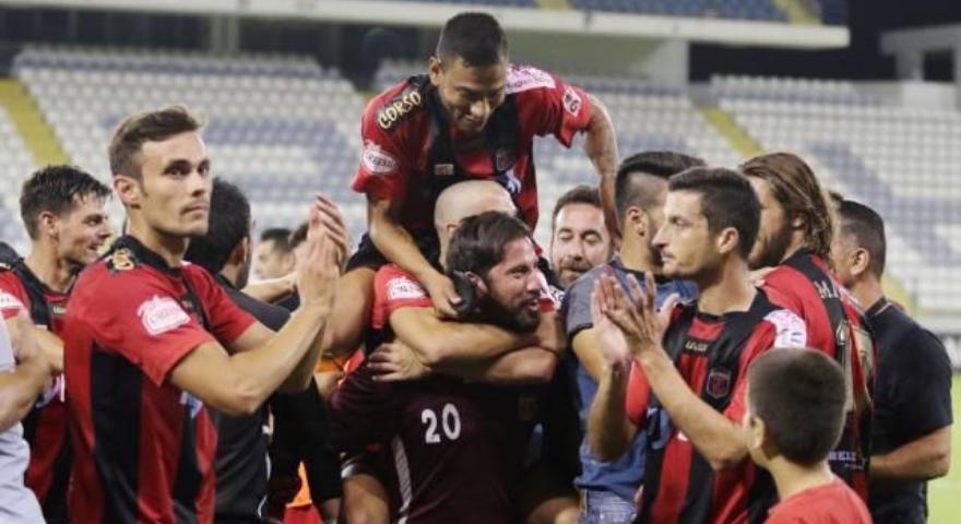 «Τούμπαρε» τον Απόλλωνα ο Ερμής