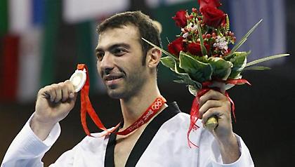 Επικό ποστ με «Θου-Βου» από τον Αλέξανδρο Νικολαΐδη για τα γενέθλια του (pic)