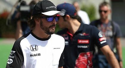 Αλόνσο: «Άδικο να μην κάνουν όλοι δοκιμές»