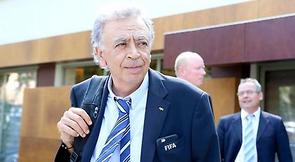 Τετ α τετ με Κουτσοκούμνη για τη διοικούσα της ΕΠΟ