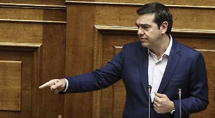 Εκτάκτως ομιλία Τσίπρα στη Βουλή - Φήμες ότι θα προαναγγείλει επανακατάθεση της τροπολογίας Παππά