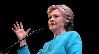 Χίλαρι «ψηφίζουν» τα γραφεία στοιχημάτων στη Βρετανία και την Ιρλανδία