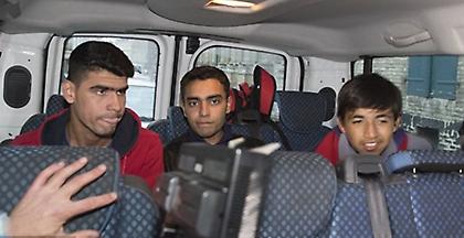 Βρετανία: Ανήθικο το αίτημα για επιβεβαίωση της ηλικίας προσφύγων με οδοντικό έλεγχο