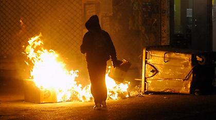 Ένταση με μολότοφ στο Πολυτεχνείο