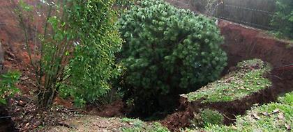 Ο σεισμός άνοιξε ρήγμα 10 μέτρων στην εθνική οδό Ιωαννίνων-Αρτας (pics-video)