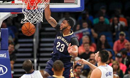 «Ζεστός» Καρμέλο, «καυτός» Ντέιβις