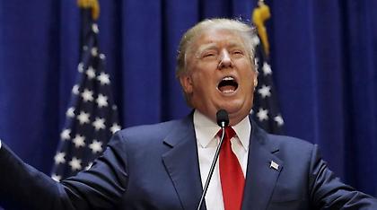 Ντόναλντ Τραμπ: Βάζει τώρα στο στόχαστρό του τη Μισέλ Ομπάμα