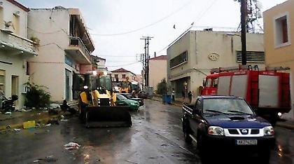 Σφοδρή καταιγίδα στην Αθήνα - Κακοκαιρία σε όλη τη Δυτική Ελλάδα