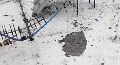 Κεραυνός χτύπησε πολυκατοικία στο Βόλο -«Εσκαψε» το τσιμέντο στην ταράτσα