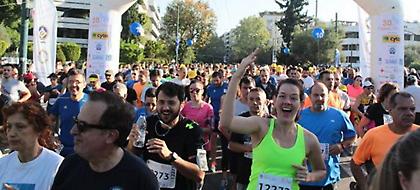 Χιλιάδες άνθρωποι στον «30ο γύρο της Αθήνας» -Συγκεντρώθηκαν τρόφιμα για καλό σκοπό (pics)