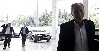 Την ατζέντα έως τον Νοέμβριο συζητά το οικονομικό επιτελείο με τους θεσμούς