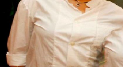 Πασίγνωστη Ελληνίδα ηθοποιός προσπάθησε να αυτοκτονήσει πέφτοντας πάνω σε φορτηγό