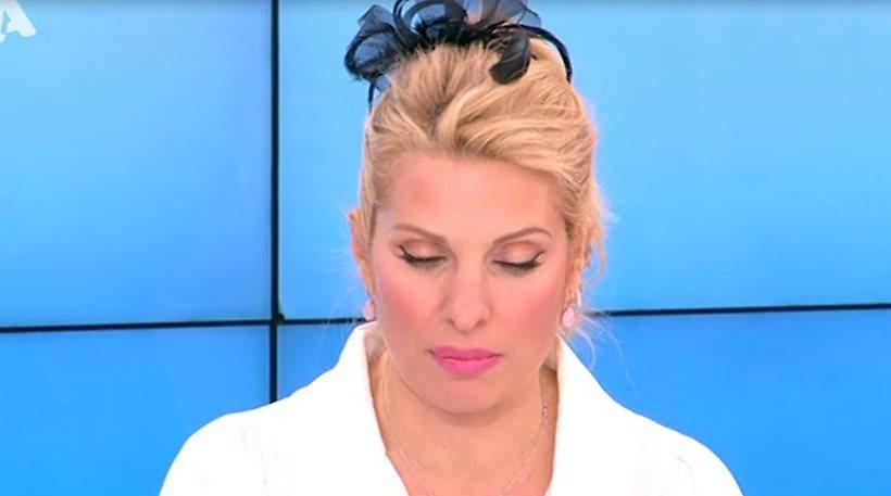 Ελένη Μενεγάκη: Θαυμάστρια της ζητούσε να... ευλογήσει το μωρό της!