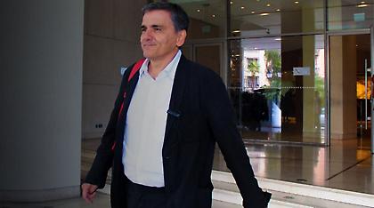 «Ξηλώνουν» και το προσχέδιο του προϋπολογισμού του 2017 οι δανειστές