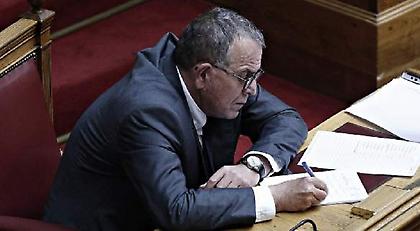 Mουζάλας: Εγραψαν ότι ήμουν ντυμένος νυφούλα σε gay pride, να απαντήσω και σε αυτό; (video)