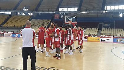 Από το πρωί στο ΣΕΦ η Αρμάνι (pic/video)