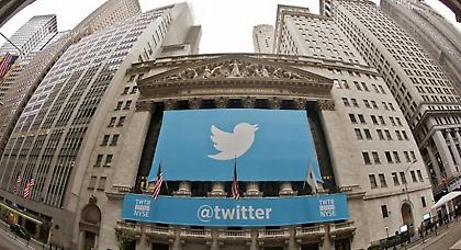 Μπαράζ απολύσεων με «τιτιβίσματα»