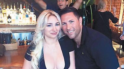 Ποια είναι η Άντρεα Κατσιματίδη που άφησε τον Νίξον για τον Μπεν και έχει προκαλέσει σάλo