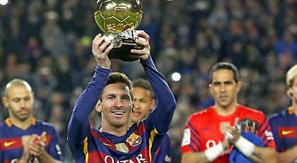 «Διέλυσε» τον Ρονάλντο ο Μέσι σε δημοσκόπηση για τη «Χρυσή Μπάλα»