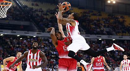 Σόου Γκριν στα highlights του Ολυμπιακός-Αρμάνι (video)