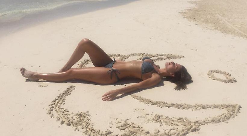 Η Κάτι Λάουζερ είναι το νέο αστέρι της Βραζιλίας (pics)