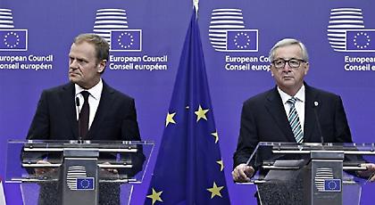 Γιούνκερ: Να συνεχίσουμε τη βοήθεια στην Ελλάδα - Εντυπωσιακή πτώση προσφύγων