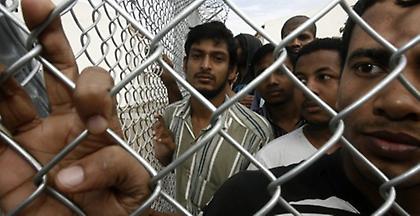 Σε εξέλιξη επεισόδια και συμπλοκές μεταξύ μεταναστών και προσφύγων στη Χίο