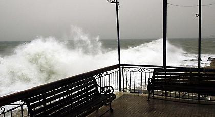 Με καταιγίδες και πτώση της θερμοκρασίας η έξοδος της 28ης Οκτωβρίου