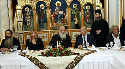 Ιερώνυμος: Για την πολιτεία πολίτες, για μένα πιστοί - Πώς να τους χωρίσω;