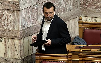 Νέο νόμο με ετήσιο «ενοίκιο» για τα κανάλια φέρνει η κυβέρνηση