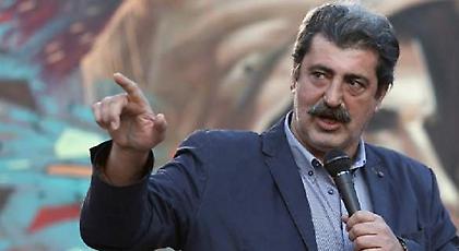 Ο Πολάκης εν εξάλλω: Η ΝΔ μου χάκαρε το Facebook