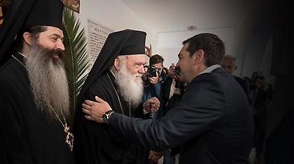 Ιερώνυμος σε Τσίπρα: Να βάλουμε τις μικρότητες στην άκρη