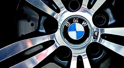 Η BMW ανακαλεί 136.000 οχήματα εξαιτίας προβλήματος στην αντλία καυσίμων