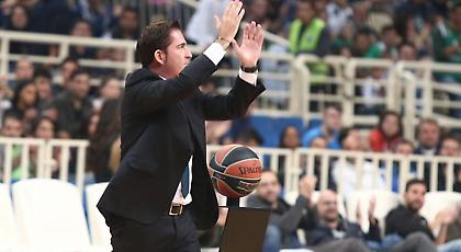 Αποθέωση για Πασκουάλ στο ΟΑΚΑ! (pics/video)