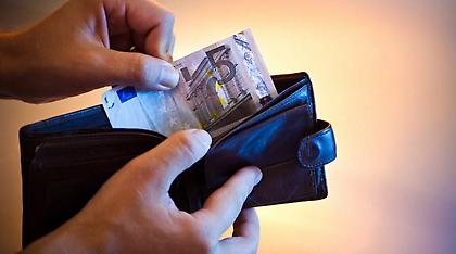 Κοινωνικό Εισόδημα Αλληλεγγύης: 1η Νοεμβρίου στους λογαριασμούς των δικαιούχων