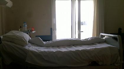 Στο νοσοκομείο 51χρονος μετά από άγριο ξυλοδαρμό στη Λάρισα