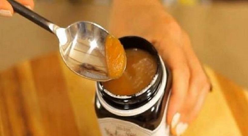 Τι είναι το μέλι Μανούκα και γιατί πωλείται σαν χρυσός;