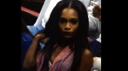 Μερακλής κάμεραμαν, ζουμάρει σε «καυτή» φίλαθλο (video)