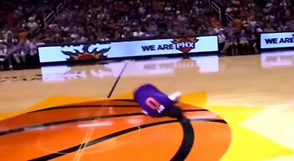 Χορευτής των Σανς έφαγε κυριολεκτικά τα μούτρα του! (video)