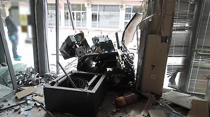 Τρεις Ρουμάνοι ανατίναξαν τα ΑΤΜ σε Καρδίτσα και Λάρισα