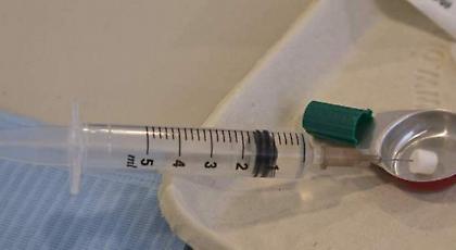 Μητέρα έκανε ενέσεις ηρωίνης στα παιδιά της -Τους έλεγε ότι ήταν «φάρμακο» για να νιώσουν καλά