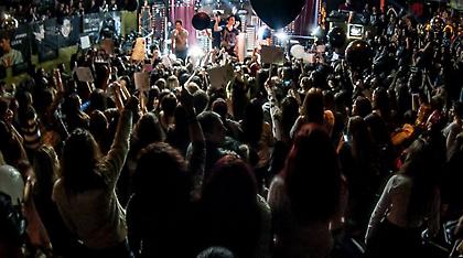 Σκηνές σοκ: 15χρονα χωρίς αισθήσεις έξω από κλαμπ της Κηφισίας