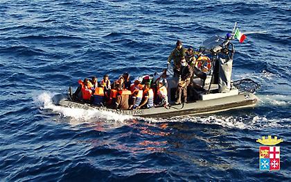 Δώδεκα νεκροί μετανάστες ανοιχτά της Λιβύης – διασώθηκαν 29