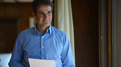 Μητσοτάκης: Στροφή στην οικονομία και τίτλοι τέλους στο σήριαλ με τα κανάλια