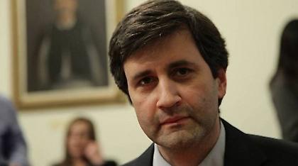 Νέα «γραμμή» Χουλιαράκη: Η απομείωση του δημόσιου χρέους δεν αποτελεί πανάκεια