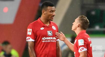 Σκόραρε ο Ντε Μπλάσις και το αφιέρωσε στη... Ζοσεφίνα! (video)