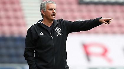 Έξαλλος ο Μουρίνιο, κατσάδιασε τους παίκτες του